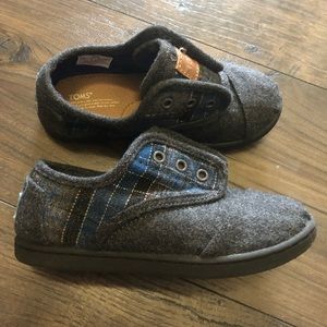 TINY TOMS, size 10 LIKE NEW